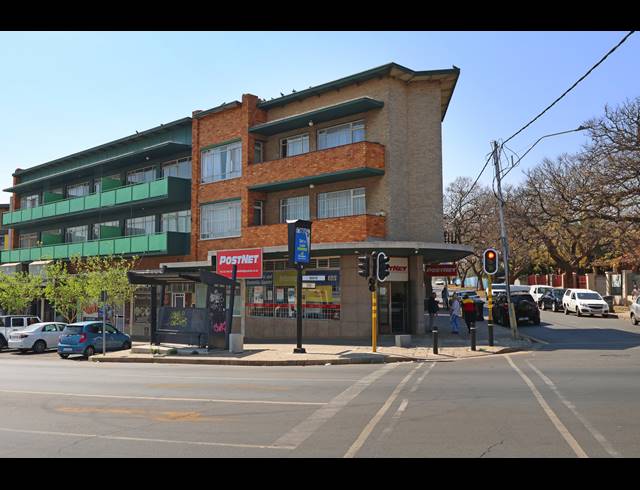 834M² BUSINESS FOR SALE IN MELVILLE